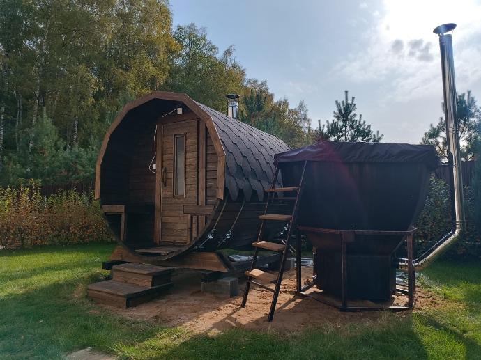 Баня бочка "Мини" с крыльцом